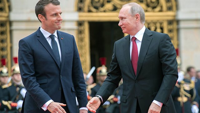 Макрон: В случае эскалации конфликта на Украине последуют новые санкции против России