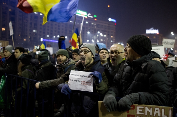 Политолог: Митинги в Румынии вновь приведут буржуазные партии к власти