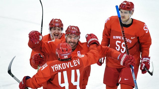 Российские хоккеисты обыграли Швейцарию со счётом 4:3