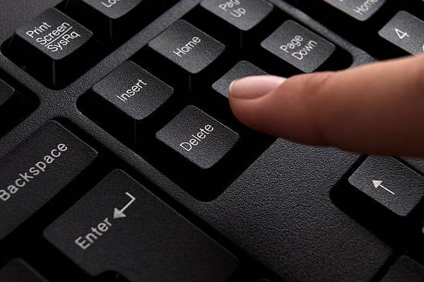 Госдума разрешила удалять порочащие сведения из интернета