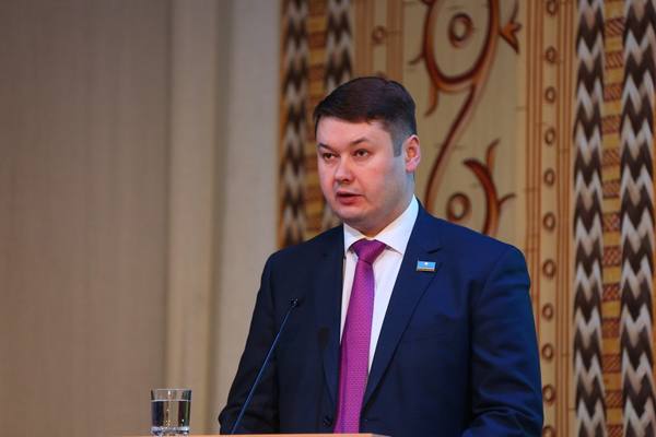 Председатель правительства Якутии увольняется