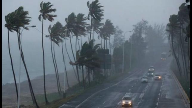 В Гаване 3 человека погибли в результате торнадо