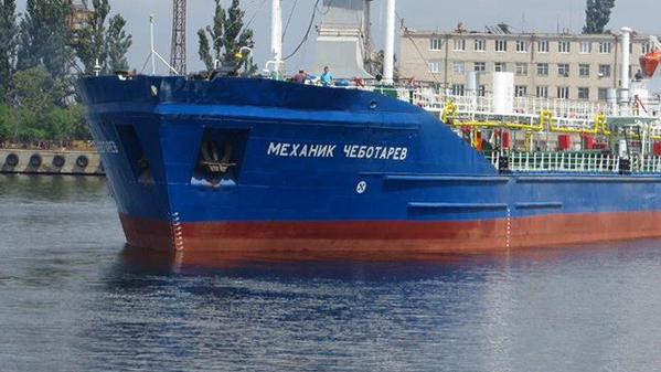 Задержанный исламистами русский танкер отконвоировали в Мисурати