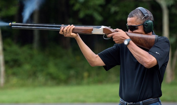 Обама с ружьем.jpg