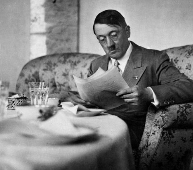hitler_02.jpg hitler_02.jpg