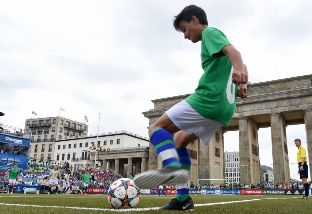 Участники футбола. Football Friendship.